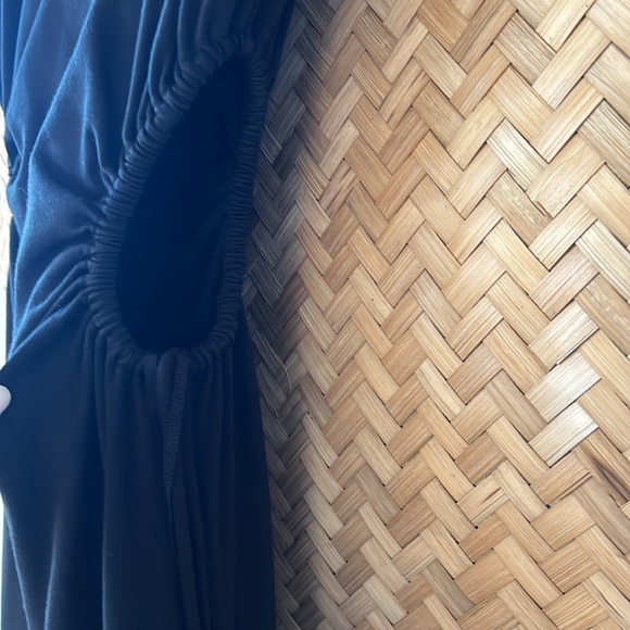 A.L.C. SYNARA V-NECK BLACK MIDI DRESS WITH CUT-OUTS - Picture 9 of 15